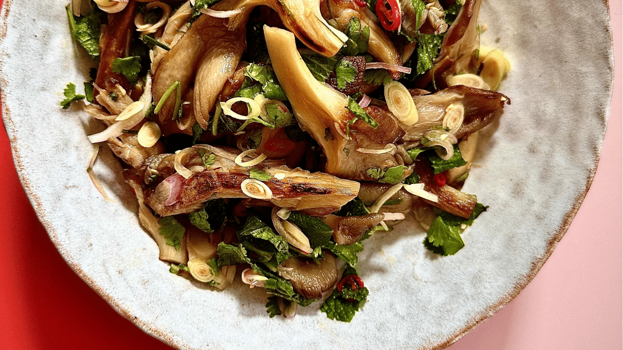 Mushroom Laab