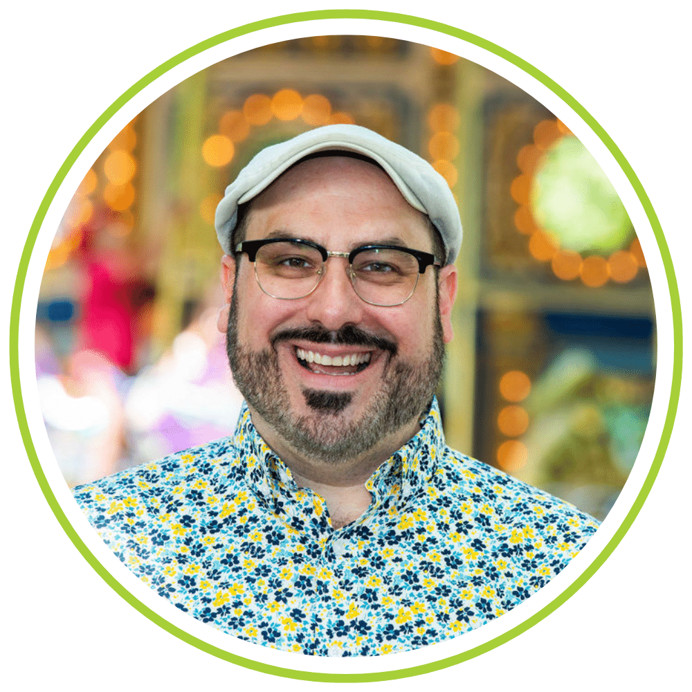 Matthew Headshot Cirlce